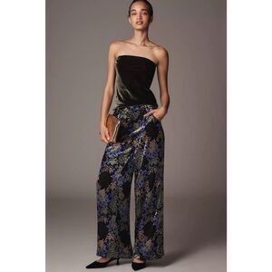 New Anthropologie Low-Rise Printed Pleated Pants Size Us6